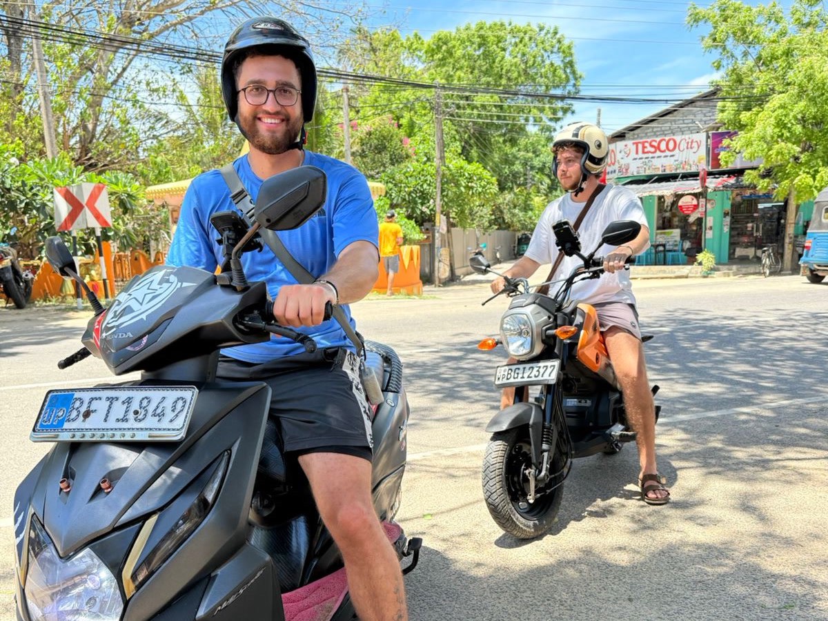 An automatic SP rental scooter in Arugam Bay